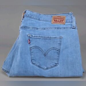 Levis Classic Bootcut Womens Plus Size 20W Light Wash Denim Blue Jeans